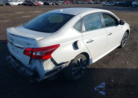 2016 Nissan Sentra Sr z USA, uszkodzony, nr VIN 3N1AB7APXGY318522